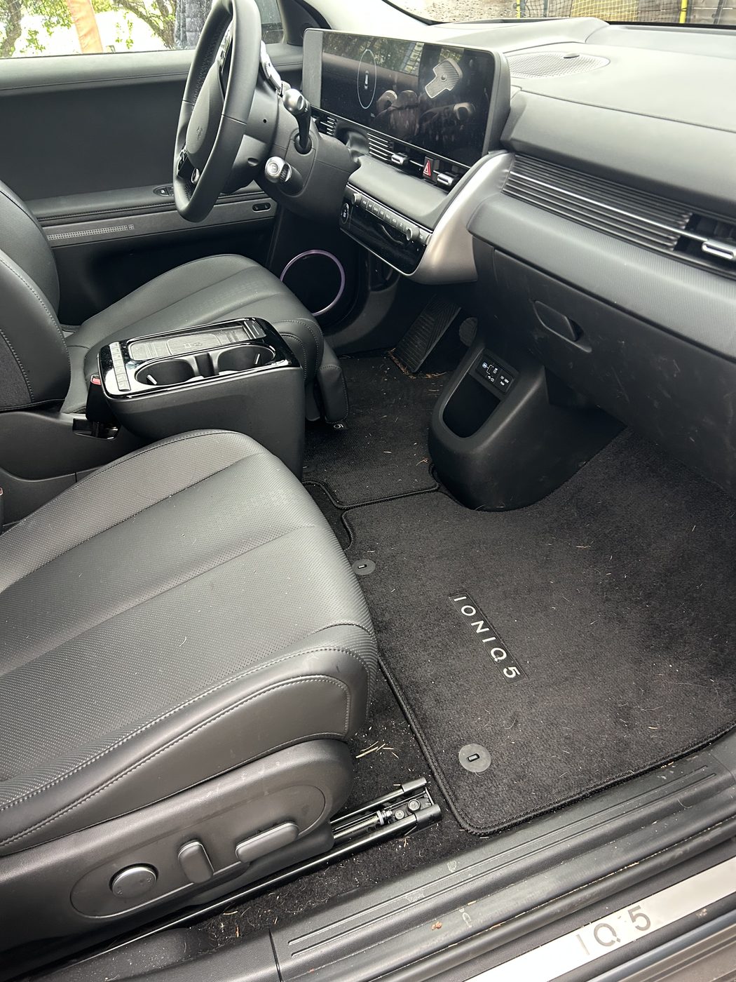 Hyundai Ioniq 5 — Interior Detail - before